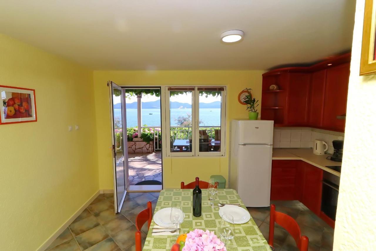 Apartments Stipo Drace Exterior photo